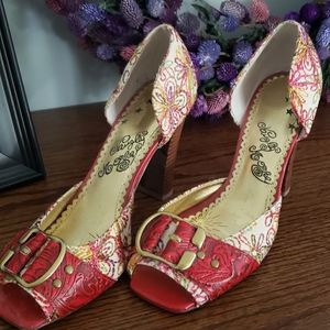 Fabulous Naughty Monkey pumps!